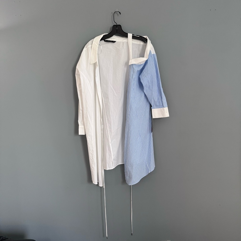 Zara Basic - Size XS - white and light blue top with tie